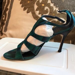 Stuart Weitzman multi color chevron pattern heel